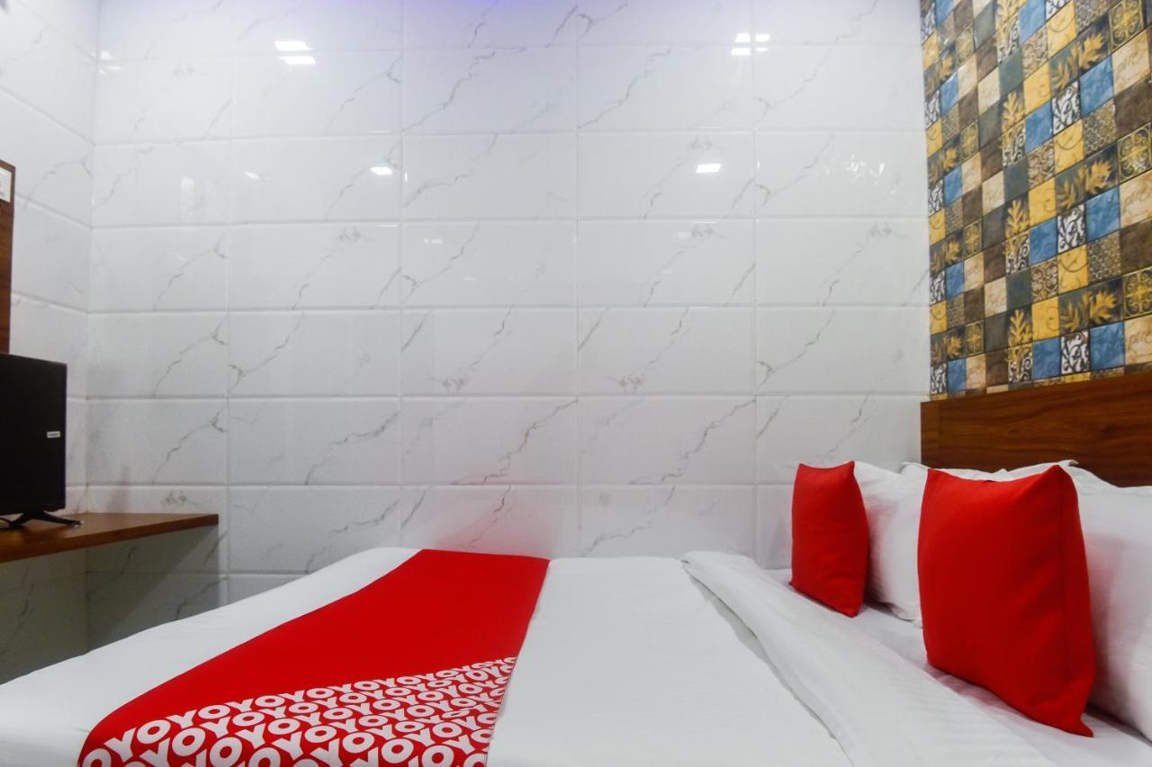 Oyo 63295 T Junction Residency Hotel Mumbai Ngoại thất bức ảnh