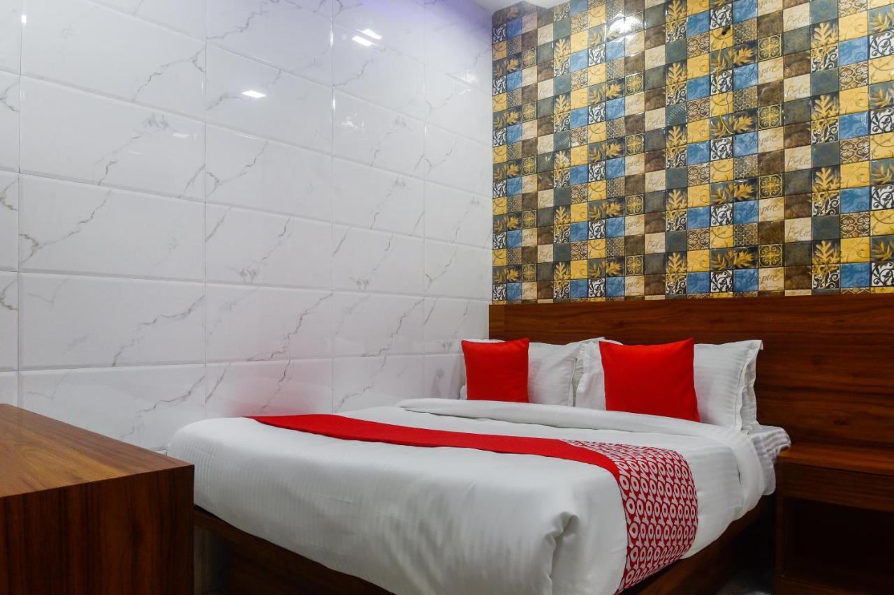 Oyo 63295 T Junction Residency Hotel Mumbai Ngoại thất bức ảnh