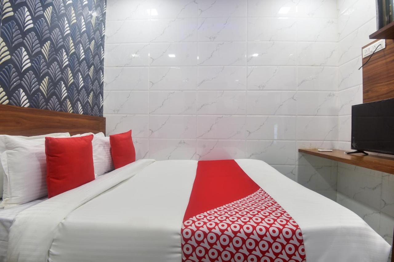 Oyo 63295 T Junction Residency Hotel Mumbai Ngoại thất bức ảnh