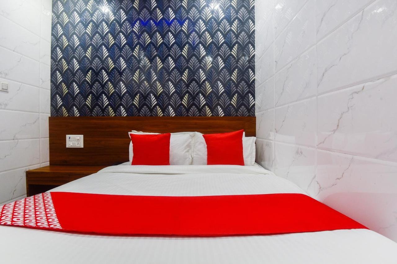 Oyo 63295 T Junction Residency Hotel Mumbai Ngoại thất bức ảnh